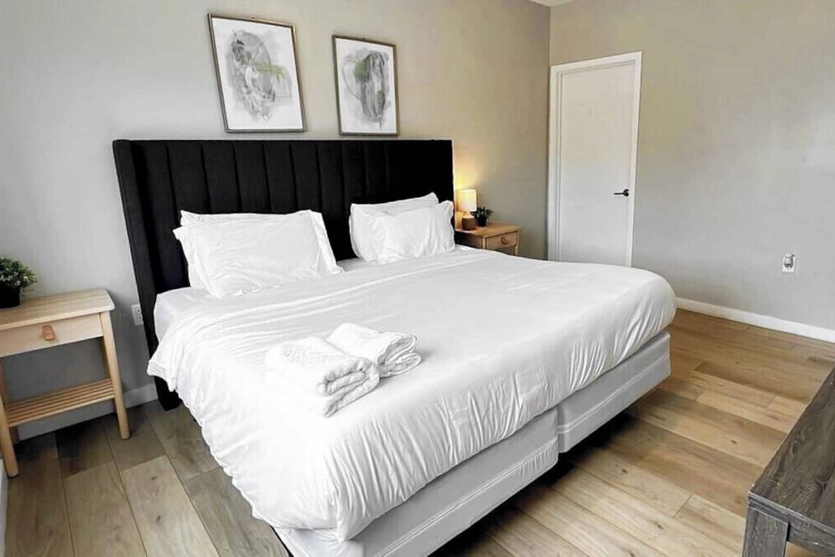 Literie de qualité supérieure, rideaux occultants