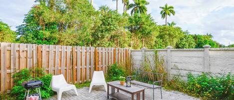 Family Townhome, 3 Bedrooms, Patio | Terrace/patio