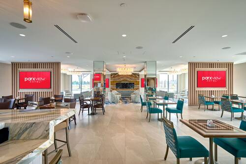 Lobby lounge