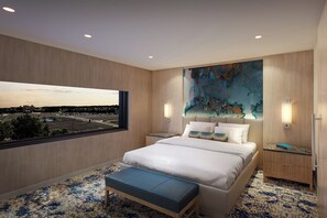 In-room safe, blackout curtains, iron/ironing board, free WiFi - Parxview Hotel (Bensalem)