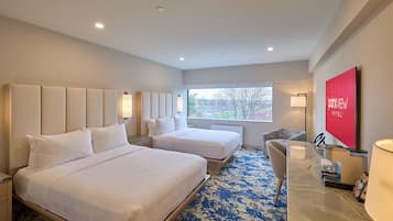 Caja de seguridad en la habitación y cortinas blackout