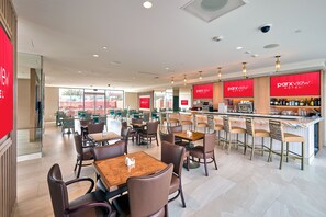 Bar (in der Unterkunft)