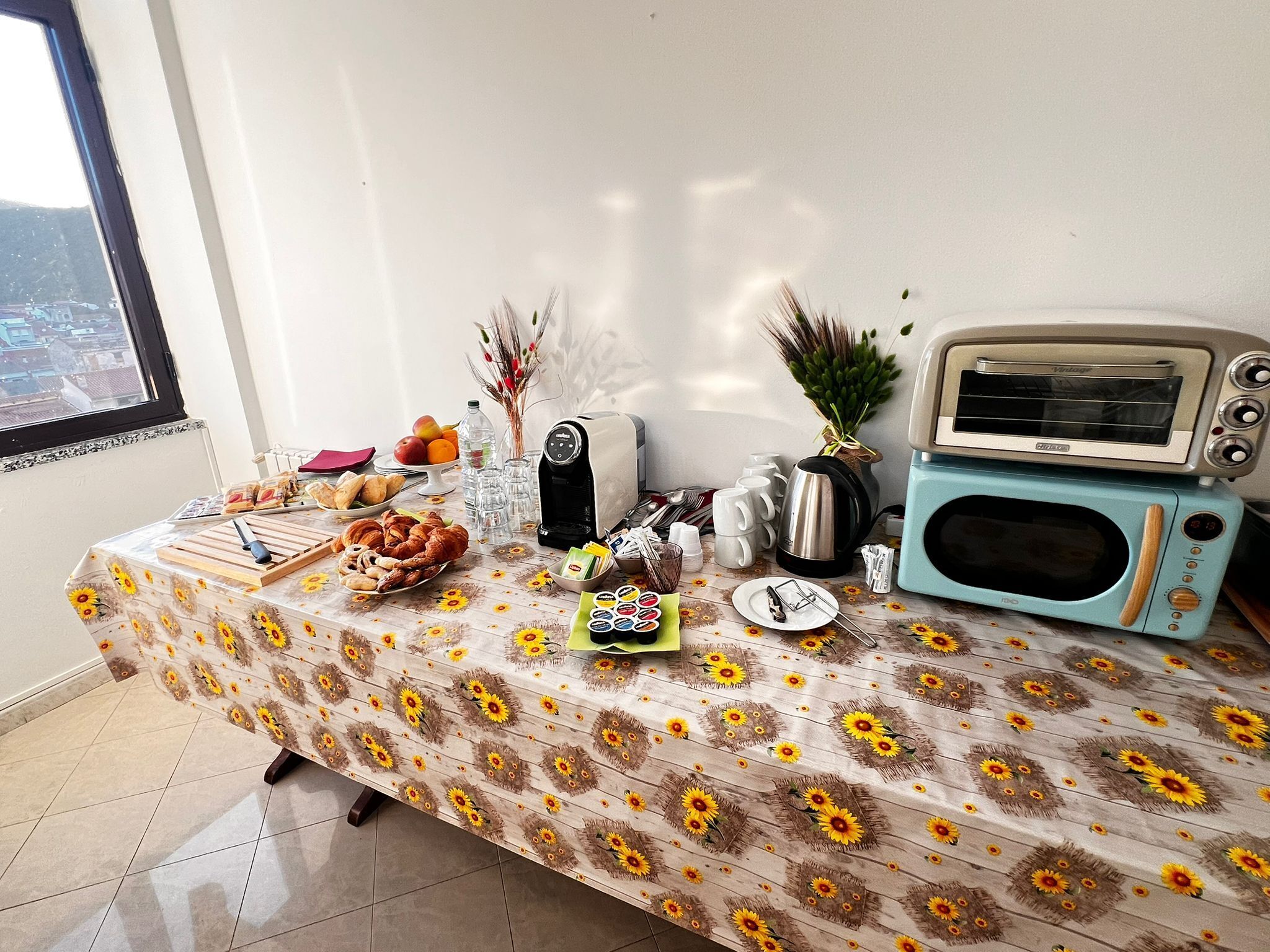 Colazione da portar via a pagamento, servita tutte le mattine 