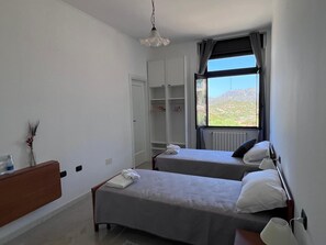 Dobbelt- eller tomannsrom – standard | Utsikt mot vann