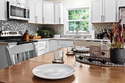 Perfect Rough River Lake Stay! Fam & Pet Friendly!