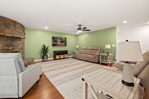 TV, fireplace, offices