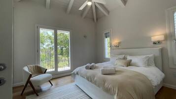 5 chambres, fer et planche à repasser, Wi-Fi, draps fournis