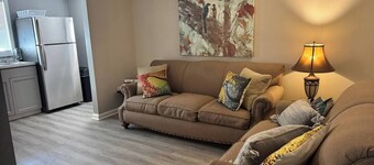 Charming 1-bedroom house with WiFi, AC in nice Sumter