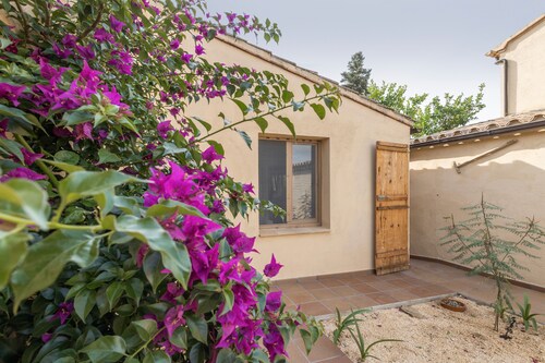 Apartment 'Amb Piscina Alta' with Private Pool, Wi-Fi, and Air Conditioning