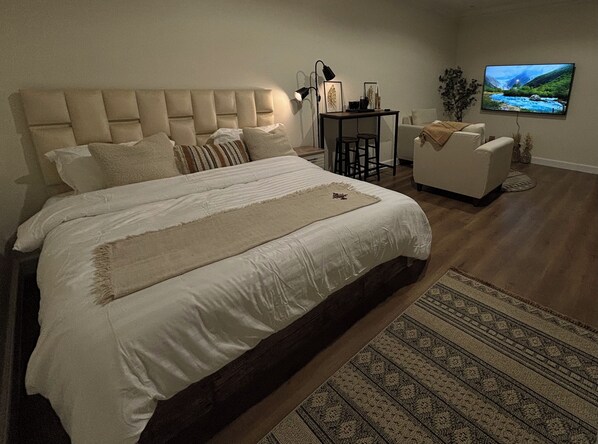 1 bedroom, iron/ironing board, WiFi, bed sheets