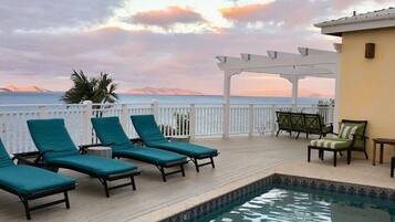 室外泳池、暖水池