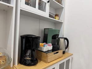 含每日自助早餐