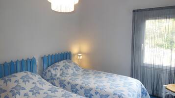 3 Schlafzimmer, Bügeleisen/Bügelbrett, WLAN, Bettwäsche