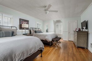 3 bedrooms, WiFi, bed sheets