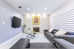 Smart TV, stereo