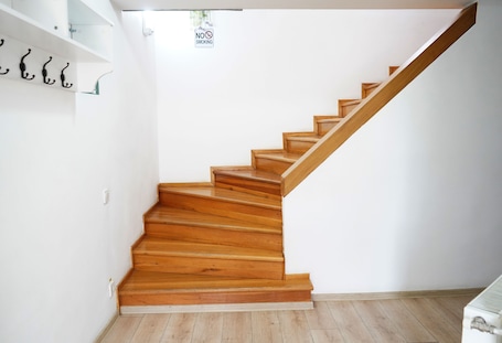 Interior. HOTEL GREEN GARDEN