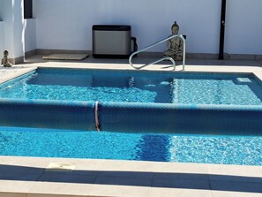 Piscine extérieure, piscine chauffée