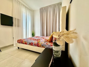 1 bedroom, WiFi, bed sheets