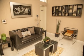 Villa | Living room | TV