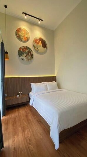 2 bedrooms, iron/ironing board, WiFi, bed sheets - Nadika Homes Private Pool (Junrejo)