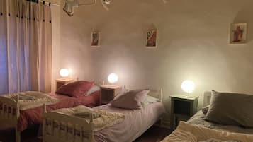 3 camere, ferro/asse da stiro, culla da viaggio, Wi-Fi gratuito