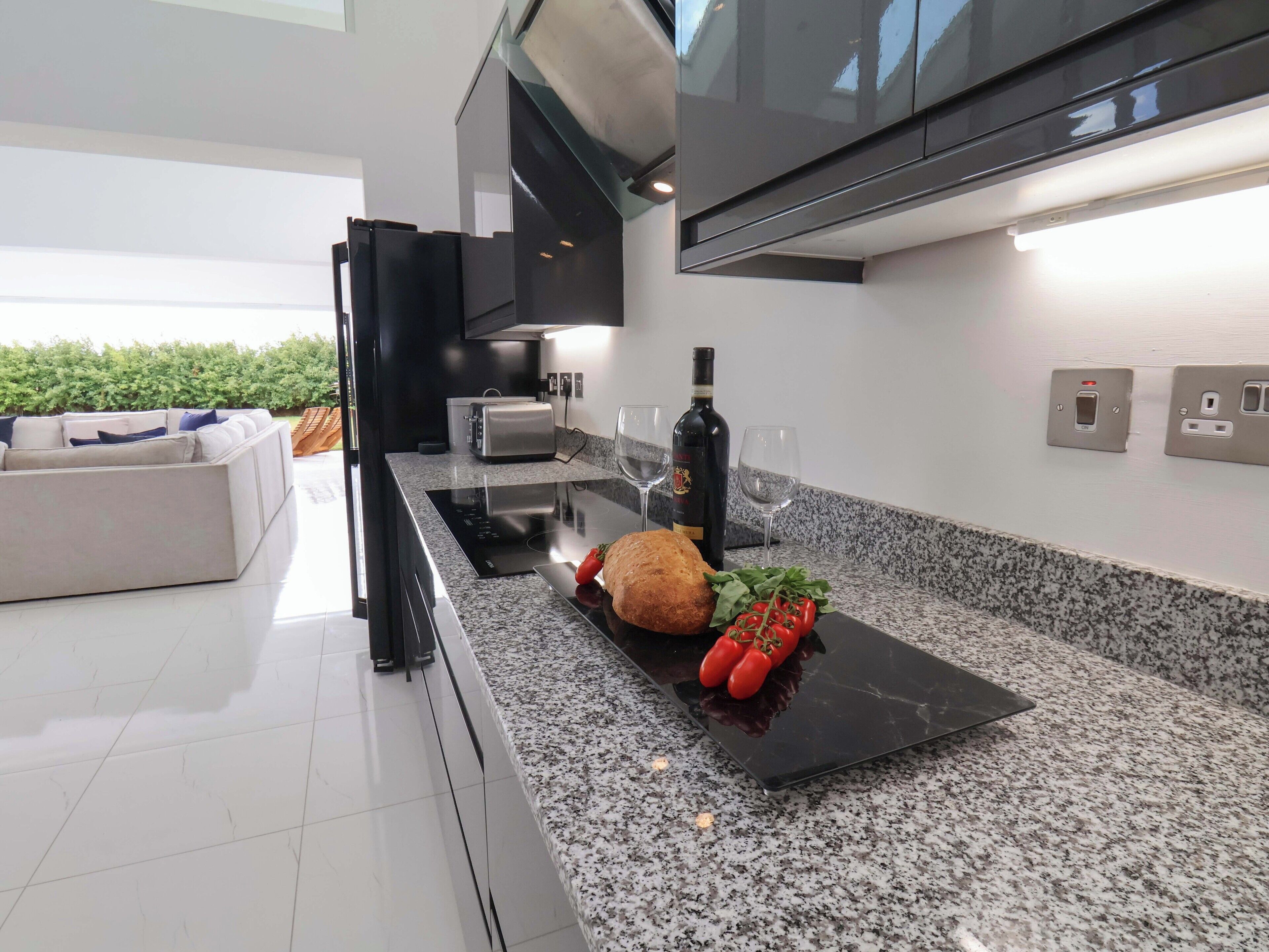 Dishwasher, cookware/dishes/utensils