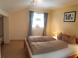 House | 3 bedrooms, individually furnished, iron/ironing board - Apartment in Umhausen With Swimming Pool (Umhausen)