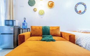 1 chambre, coffres-forts dans les chambres, fer et planche à repasser