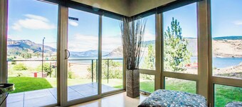 Mosier Creek - 1 Bedroom, 1 Bath - Great Views of the Gorge