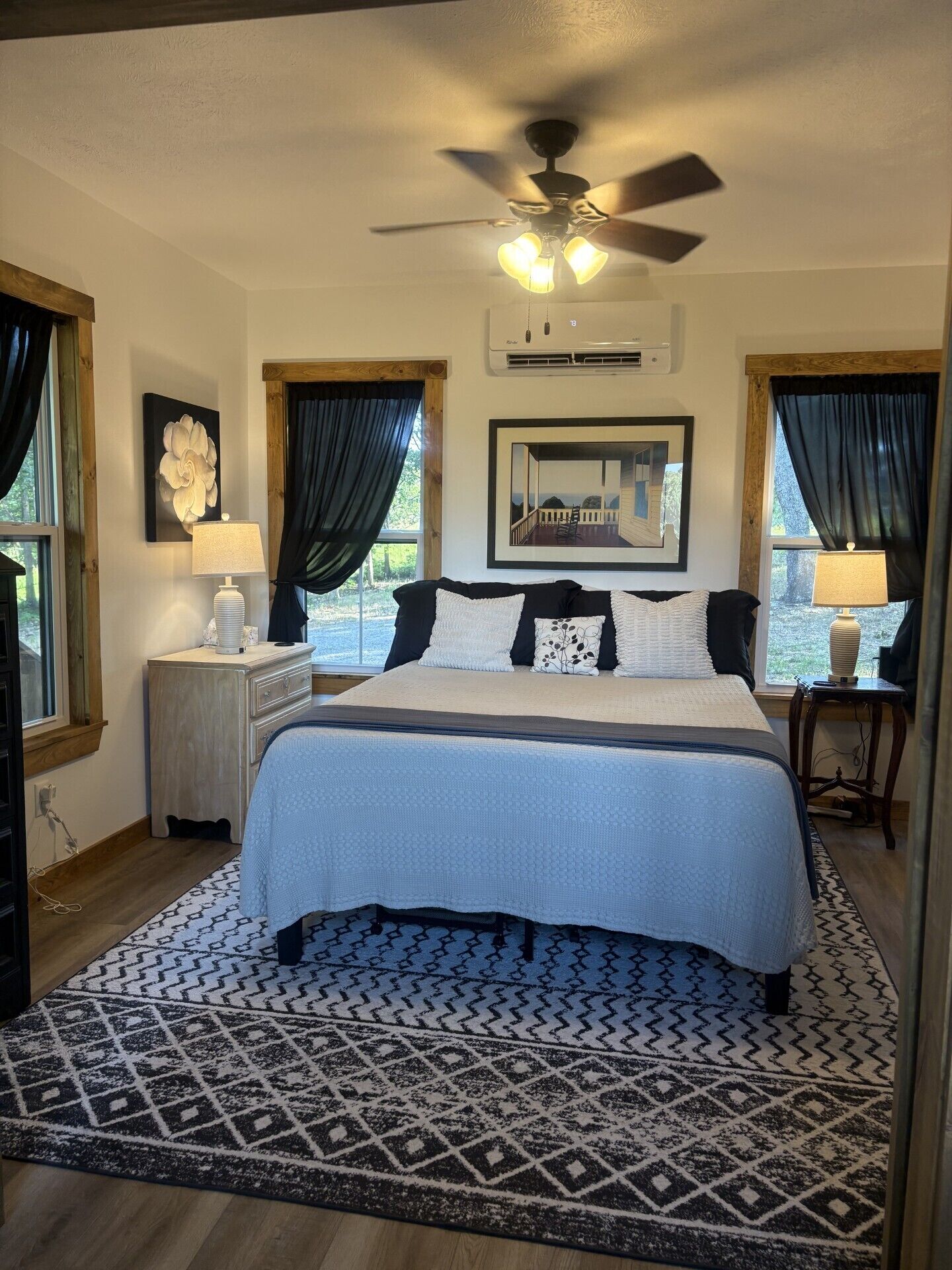 2 habitaciones, escritorio, wifi gratis y ropa de cama 