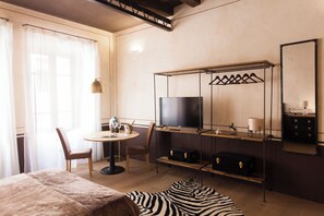 1 bedroom, iron/ironing board, WiFi, bed sheets - <QFlats>- **Chic Retreat Loft **. (Cagliari)