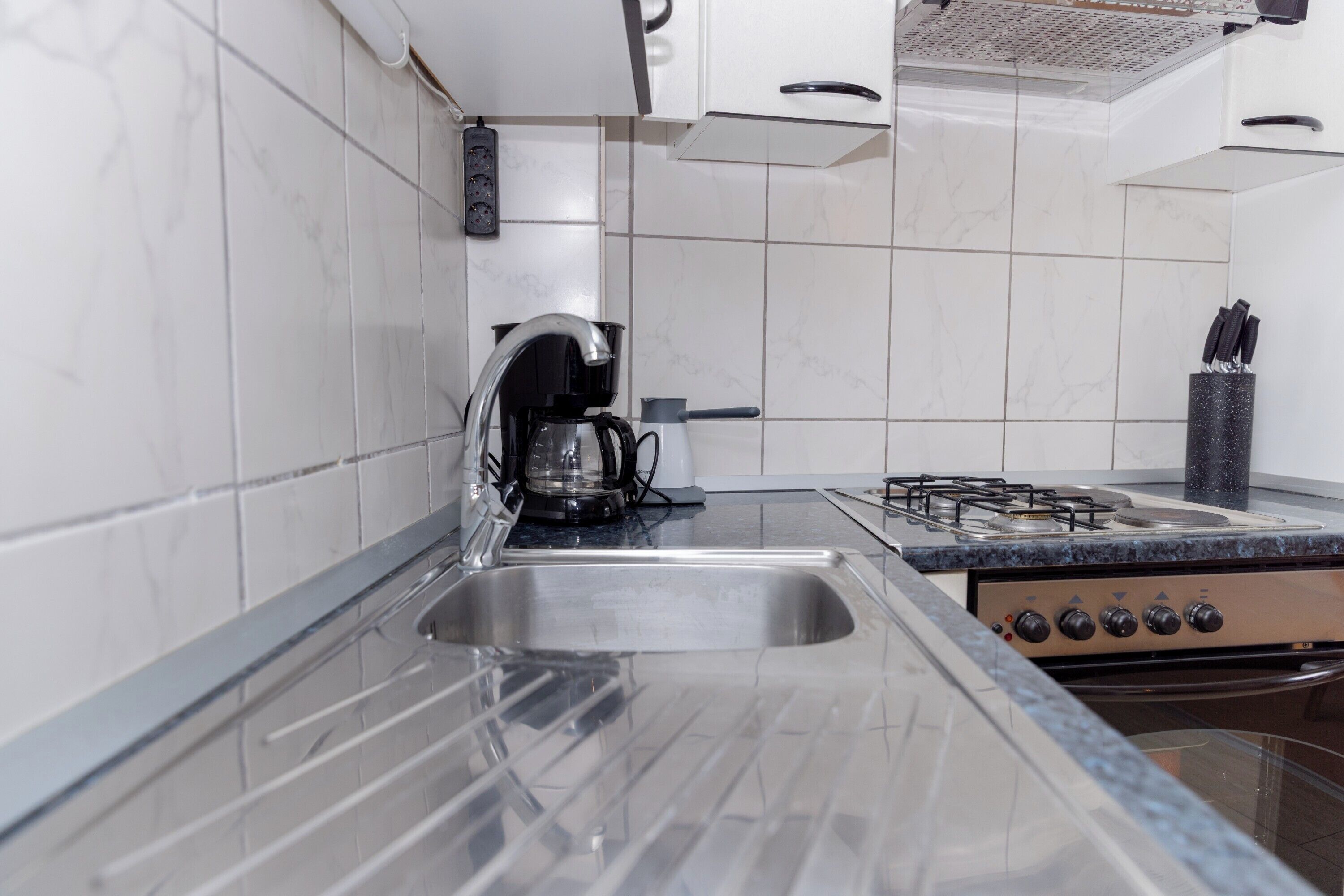 雪櫃、焗爐、爐具、電熱水壺