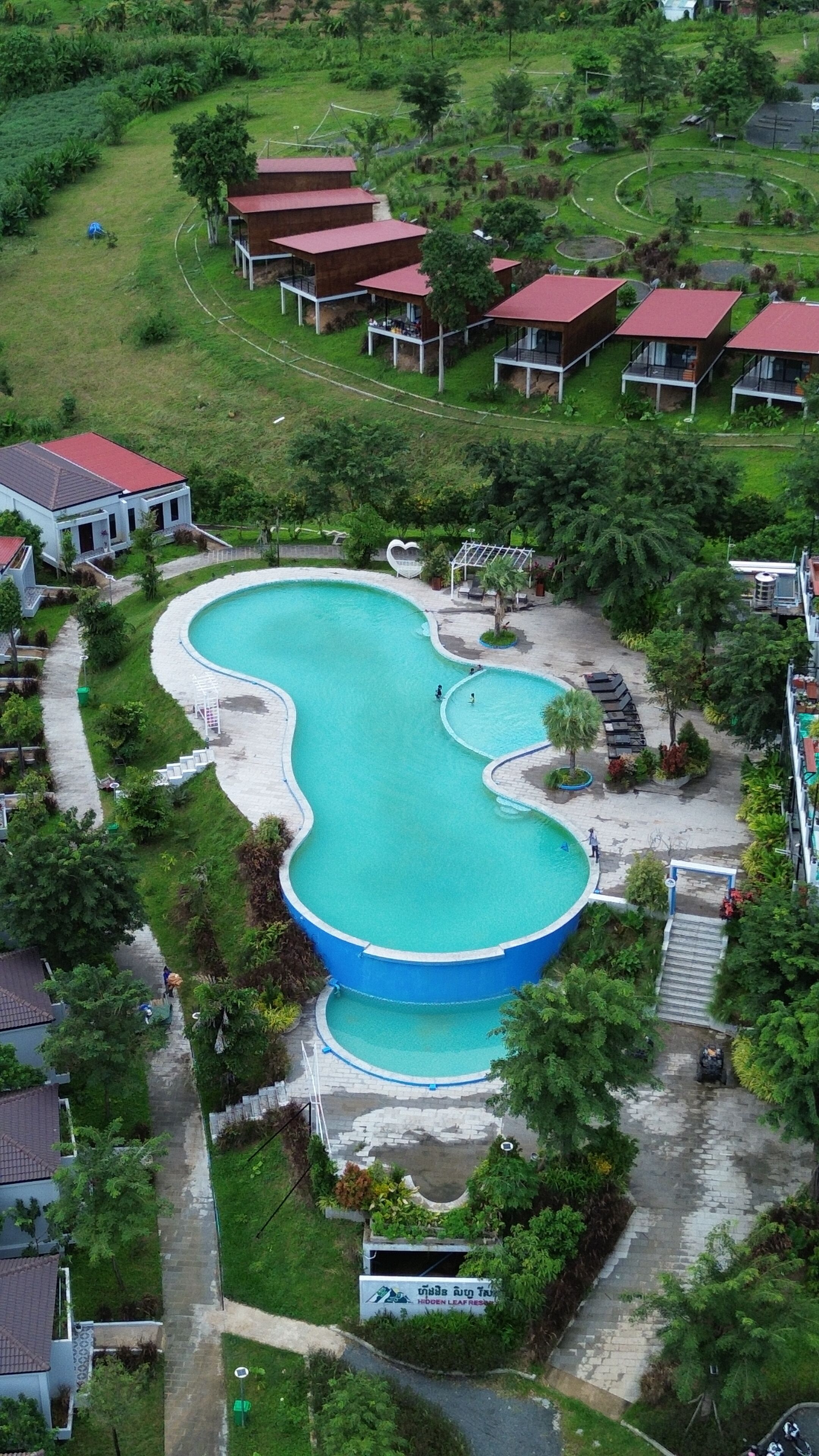 2 outdoor pools, pool umbrellas, sun loungers