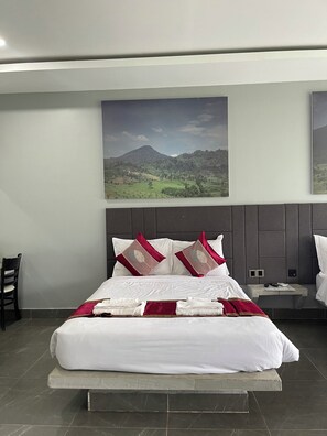 Minibar, in-room safe, desk, soundproofing