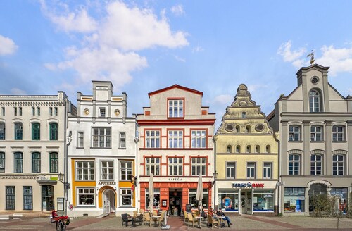 Lovely apartment in Wismar with WiFi