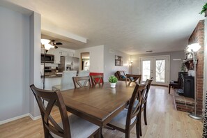 Dining - Hot Tub | Game Room | Near WPAFB & USAF Museum (Dayton)