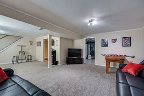 Smart TV, foosball, table tennis, books