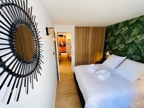 2 slaapkamers, een strijkplank/strijkijzer, wifi