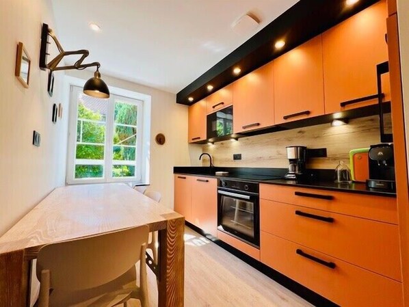 Fridge, microwave, oven, dishwasher - High-end flat in the centre of Gérardmer (Gérardmer)