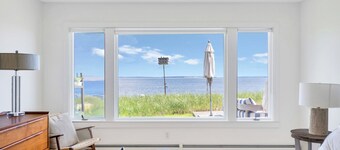Bayfront Luxury Retreat with Heated Pool, Private Beach, and Sweeping Water...