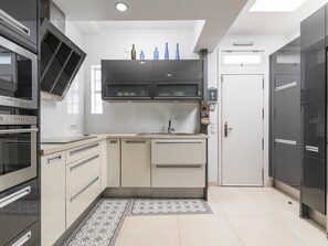 Fridge, microwave, oven, dishwasher