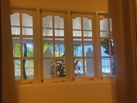 Cofres nos quartos, quartos à prova de som