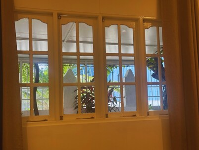 Bahaaru Villa Surf and Stay