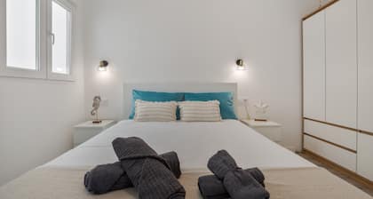 Holiday Home 'Us' with Private Terrace and Wi-Fi