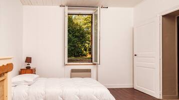 3 chambres, fer et planche à repasser, Wi-Fi