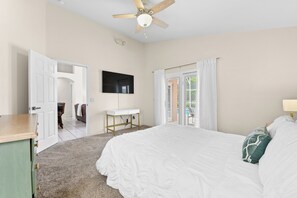 4 Schlafzimmer, Bügeleisen/Bügelbrett, WLAN, Bettwäsche