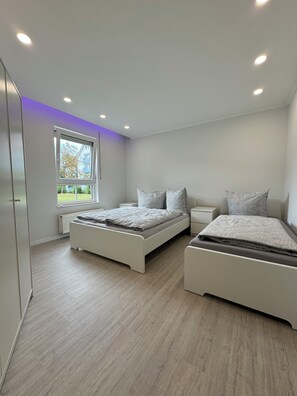 2 Schlafzimmer, Bügeleisen/Bügelbrett, WLAN, Bettwäsche