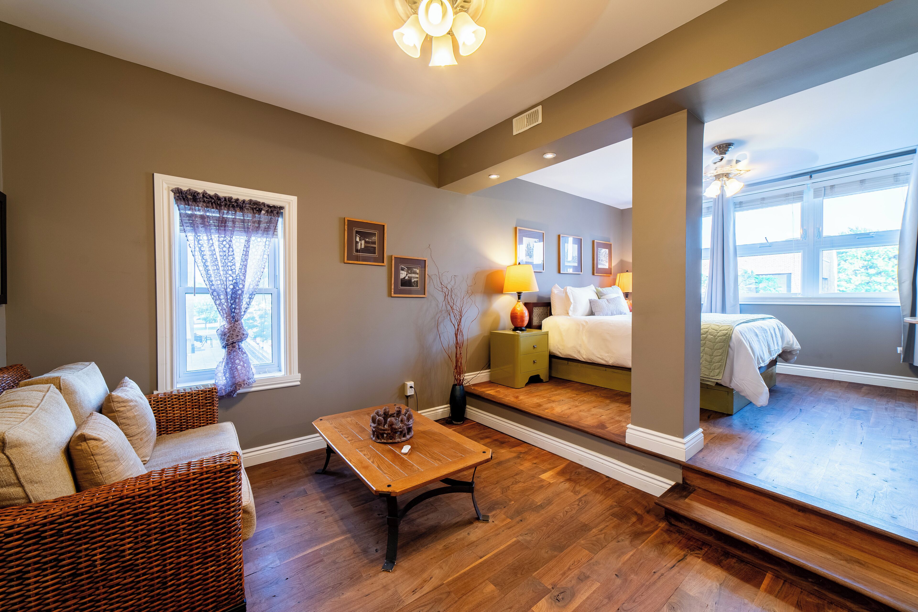 4 Schlafzimmer, Schreibtisch, Bügeleisen/Bügelbrett, Reisekinderbett