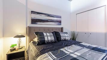 1 bedroom, iron/ironing board, WiFi, bed sheets
