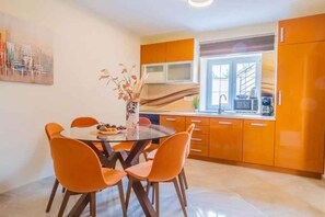 Dining - Holiday flat with air conditioning (Novi Vinodolski)